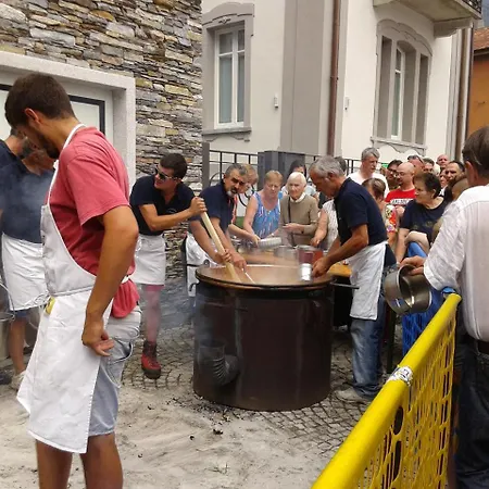 Il Picchio Bed & Breakfast Mergozzo